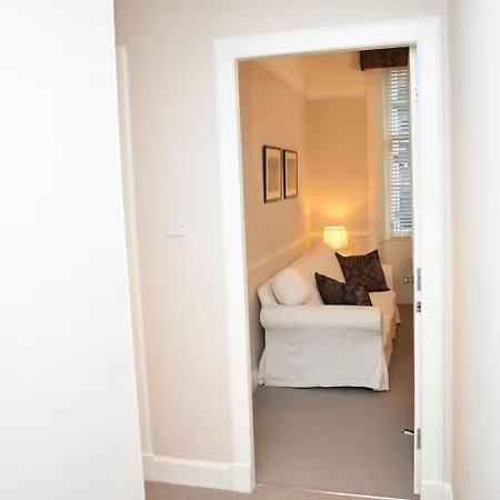 West Port - 2Br In The Heart Of The Old Town Just Off The Grassmarket Edinburgh Exterior photo