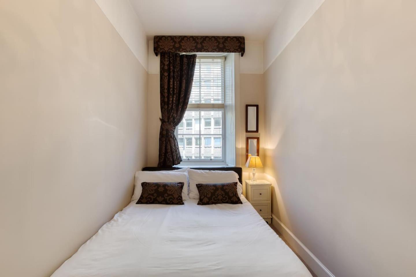 West Port - 2br In The Heart Of The Old Town Just Off The Grassmarket Apartment