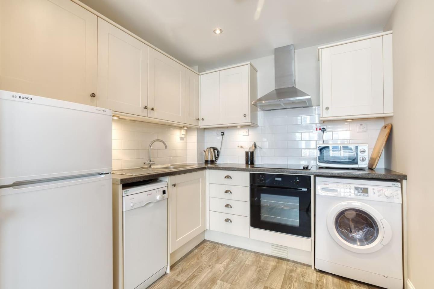 West Port - 2br In The Heart Of The Old Town Just Off The Grassmarket *