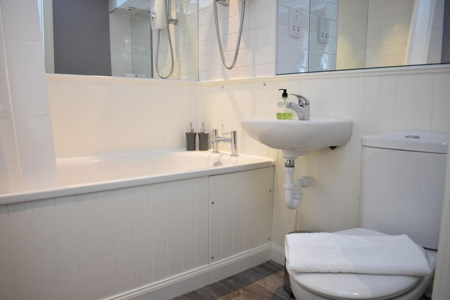 West Port - 2br In The Heart Of The Old Town Just Off The Grassmarket Apartment