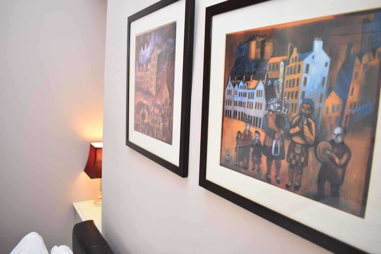 Apartment West Port - 2br In The Heart Of The Old Town Just Off The Grassmarket Edinburgh