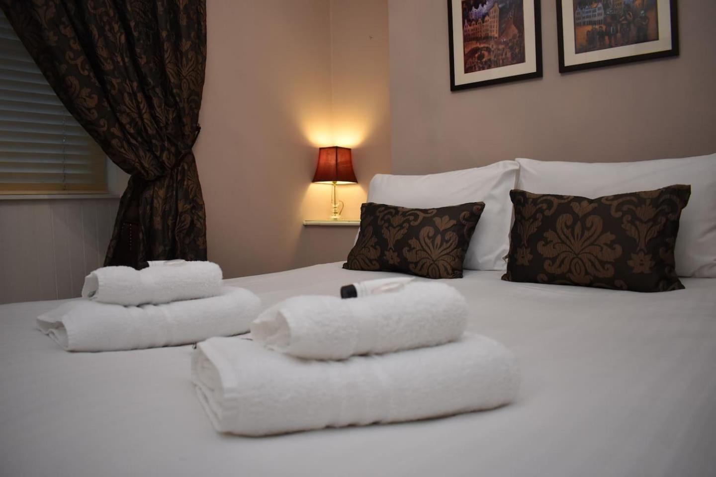 West Port - 2br In The Heart Of The Old Town Just Off The Grassmarket *